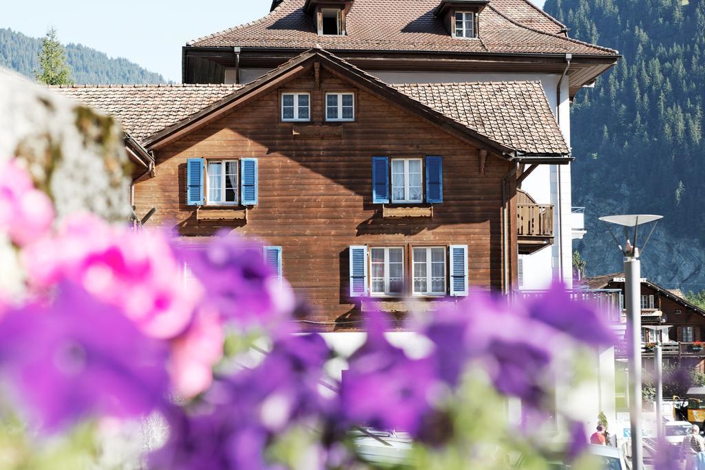 Hotel Steinbock Lauterbrunnen Bagian luar foto