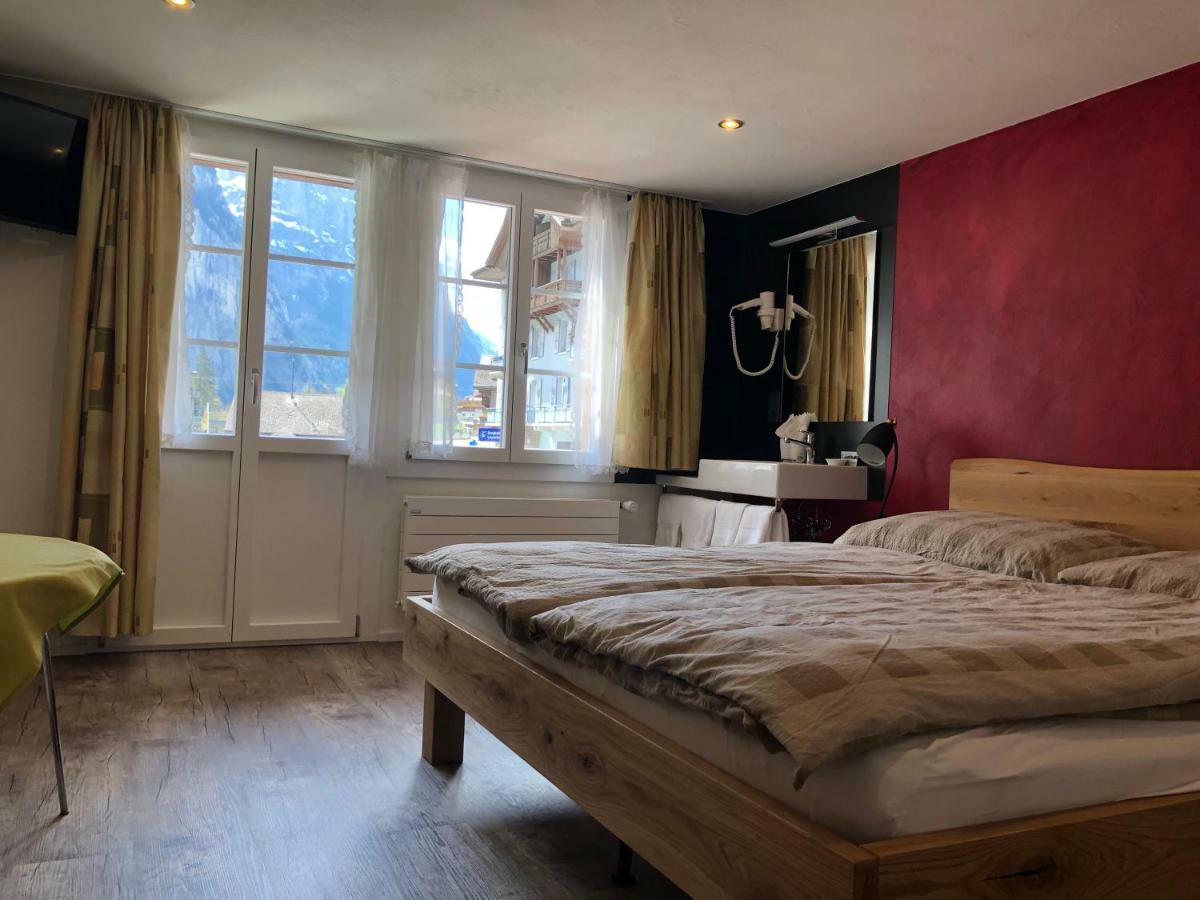 Hotel Steinbock Lauterbrunnen Bagian luar foto