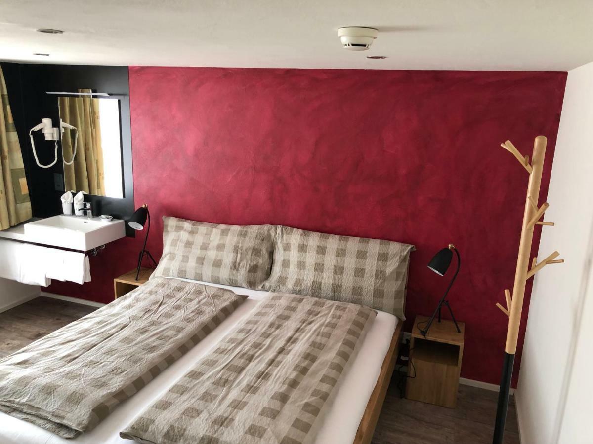 Hotel Steinbock Lauterbrunnen Bagian luar foto