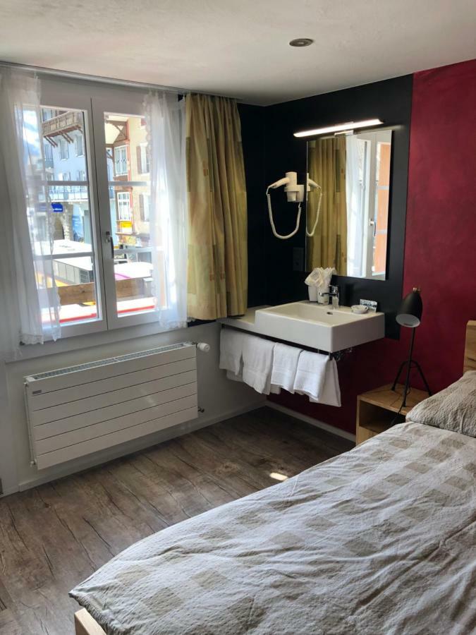 Hotel Steinbock Lauterbrunnen Bagian luar foto